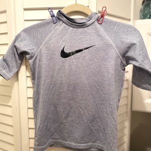 NIKE SWIM Dri-fit..Boys long-sleeve size Small